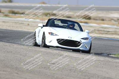 media/Nov-10-2025-Private Event (Mon) [[7fd464aee1]]/Novice/Session 3 (Sunset)/